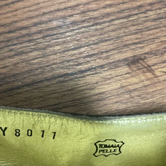 Bruno Magli Suede Leather Pumps with Low Block Heel. Brown/Taupe. Size 6.5 B. - Picture 8 of 9